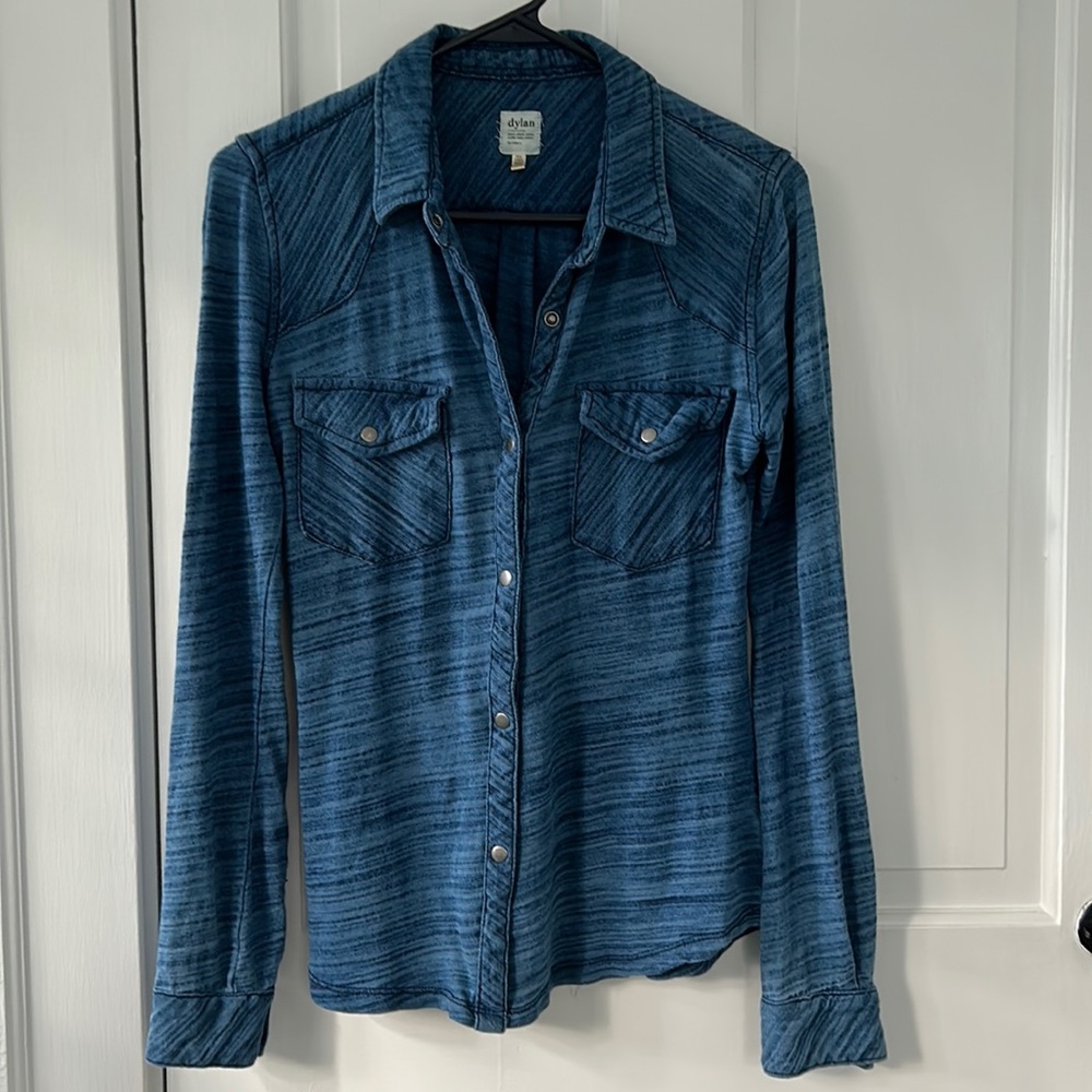 Dylan size S button down shirt snaps western